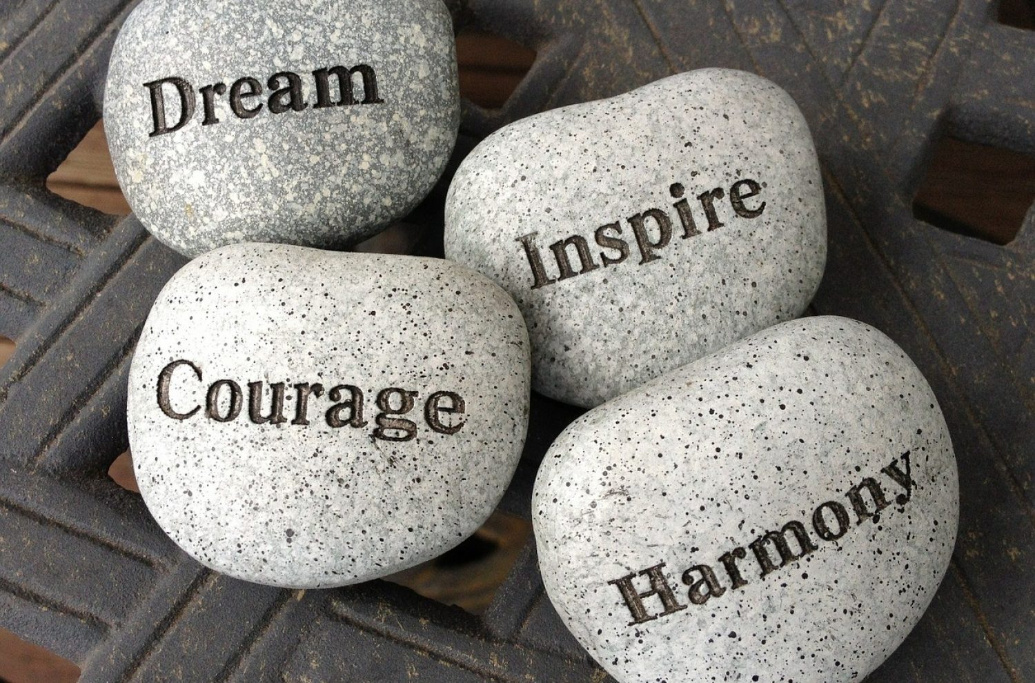 stones, dream, inspire-451329.jpg